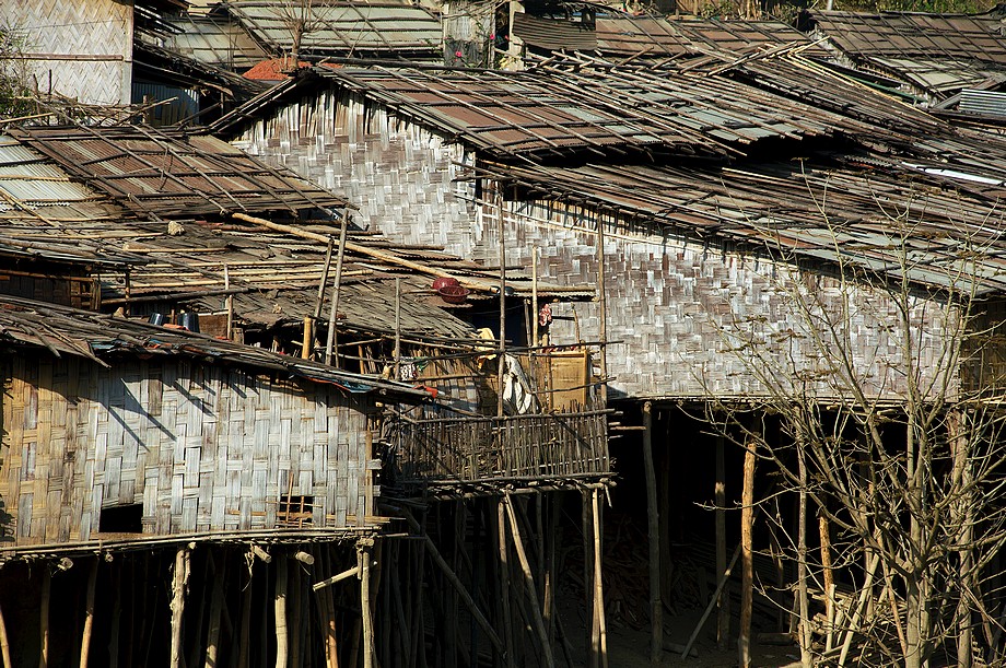 Bambusowe domki w Ruma Bazaar (Chittagong Hill Tracts)